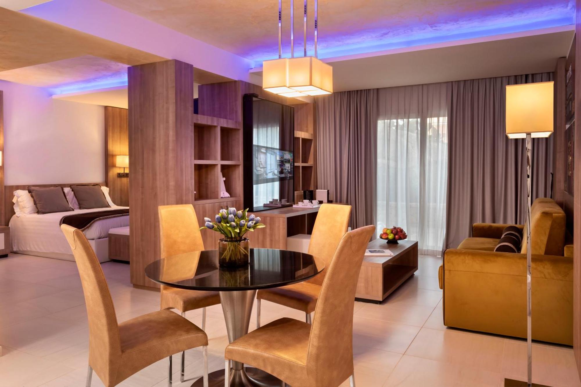 Grand Hotel Resort&Spa Ma&Ma - Adults Only La Maddalena  Exterior photo